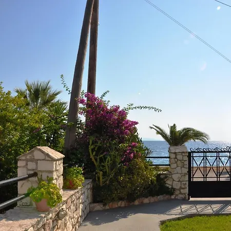 Villa Spyros Pórosz